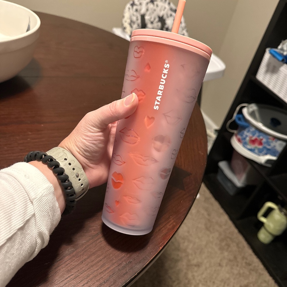 Starbucks Matte Softtouch Lips Tumbler